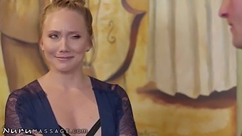 Подростковый Массажист Aj Applegate Наслаждается Горячей Сессией Со Сводным Братом Своей Подруги.