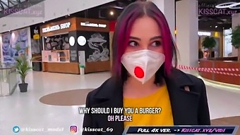 Public Sex With A College Student In The Gym - Risky Blowjob And Cumshot Outdoors