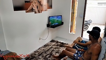 A Parody Video Featuring A Woman Who Wants To Be Confused And Watches One More Game, But Everything Settles In One Click And A Lot Of Cock In Her Ass Until She Squirts And Cum, With Vagninho, Vivi Capetinha, And Ogro