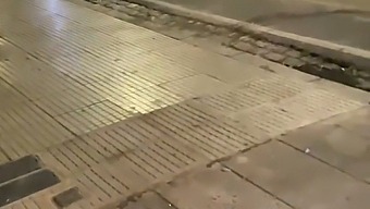 În Noaptea Mea Inițială De Lucru Ca Lucrător Sexual, Mă Angajez În Activitate Sexuală În Aer Liber