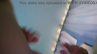 Susedova Mama Nám Povolila Sex A On Ma Rázne Ošukal